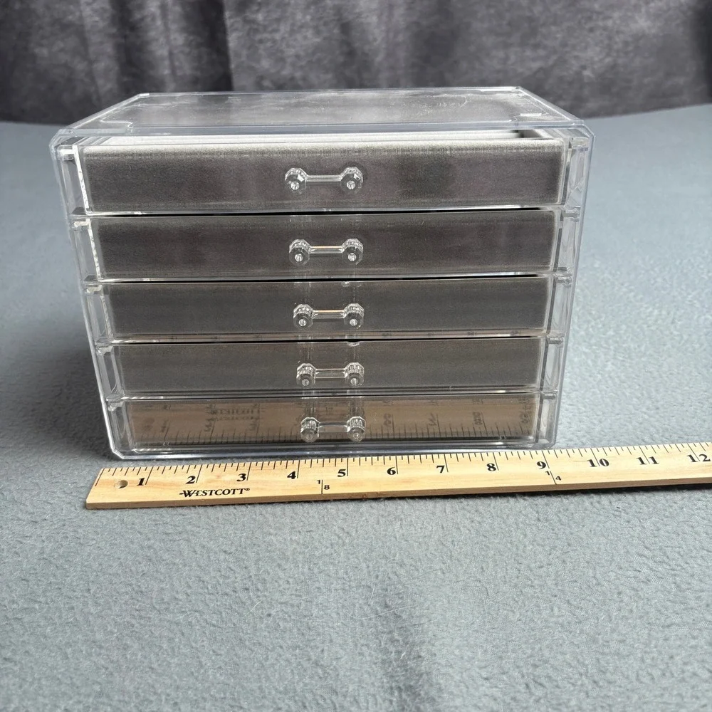 N/A acrylic jewelry